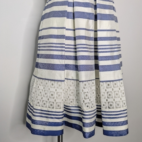 Vince Camuto blue white striped lace accent sleeveless knee length dress 2 - Picture 4 of 9